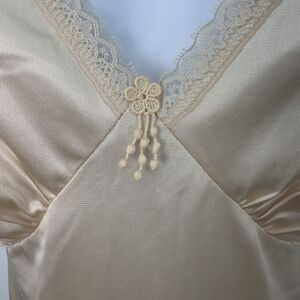 Vtg Satin Slip Dress Cream Intimates Nightgown Lingerie‎ Mob Wife Sexy Bride